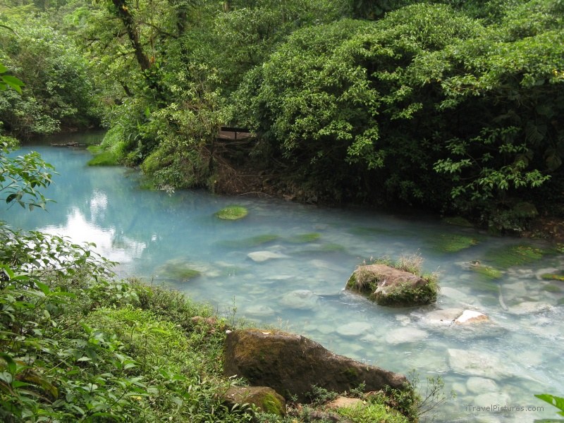 Rio Celeste river